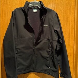 Columbia Men's Black Performance Jacket